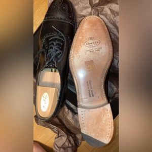 Church’s Diplomat Black 11B